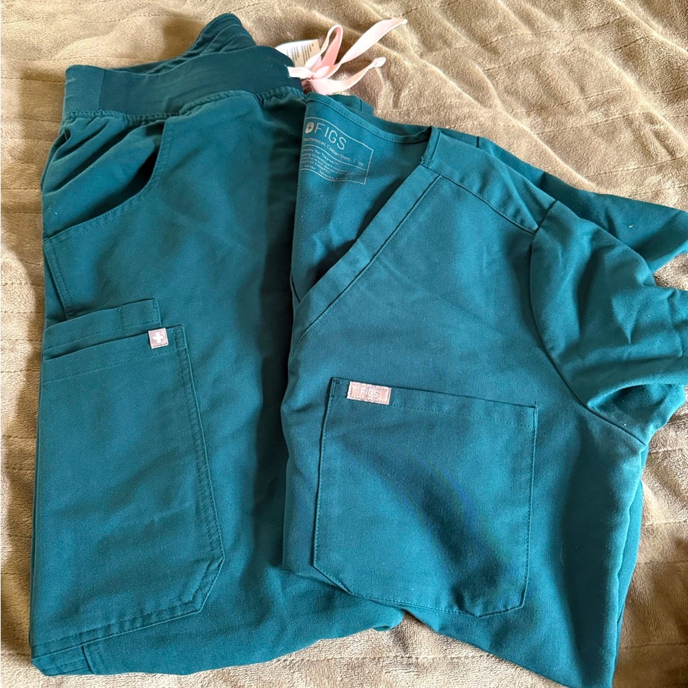 Figs Scrub Set: Caribbean blue